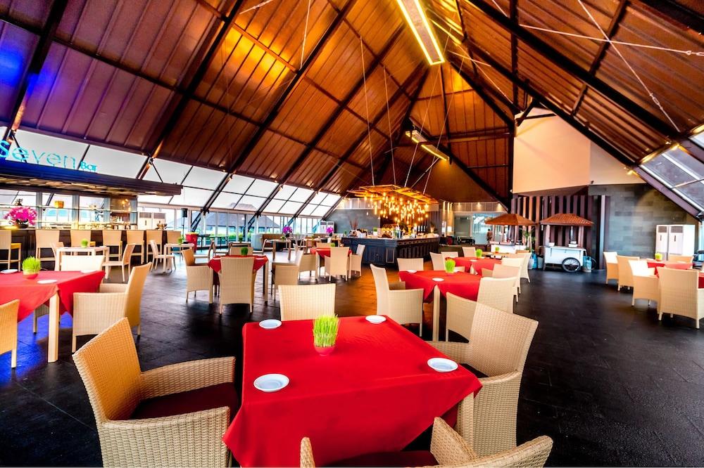 Kutabex Beachfront Hotel Kuta Lombok Dış mekan fotoğraf