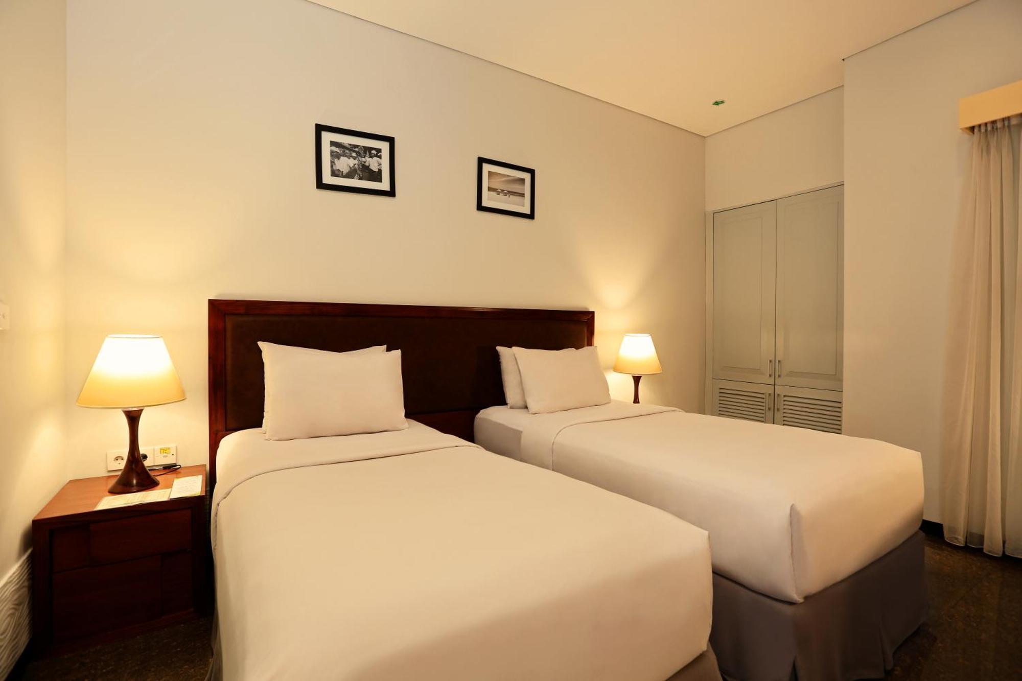 Kutabex Beachfront Hotel Kuta Lombok Dış mekan fotoğraf