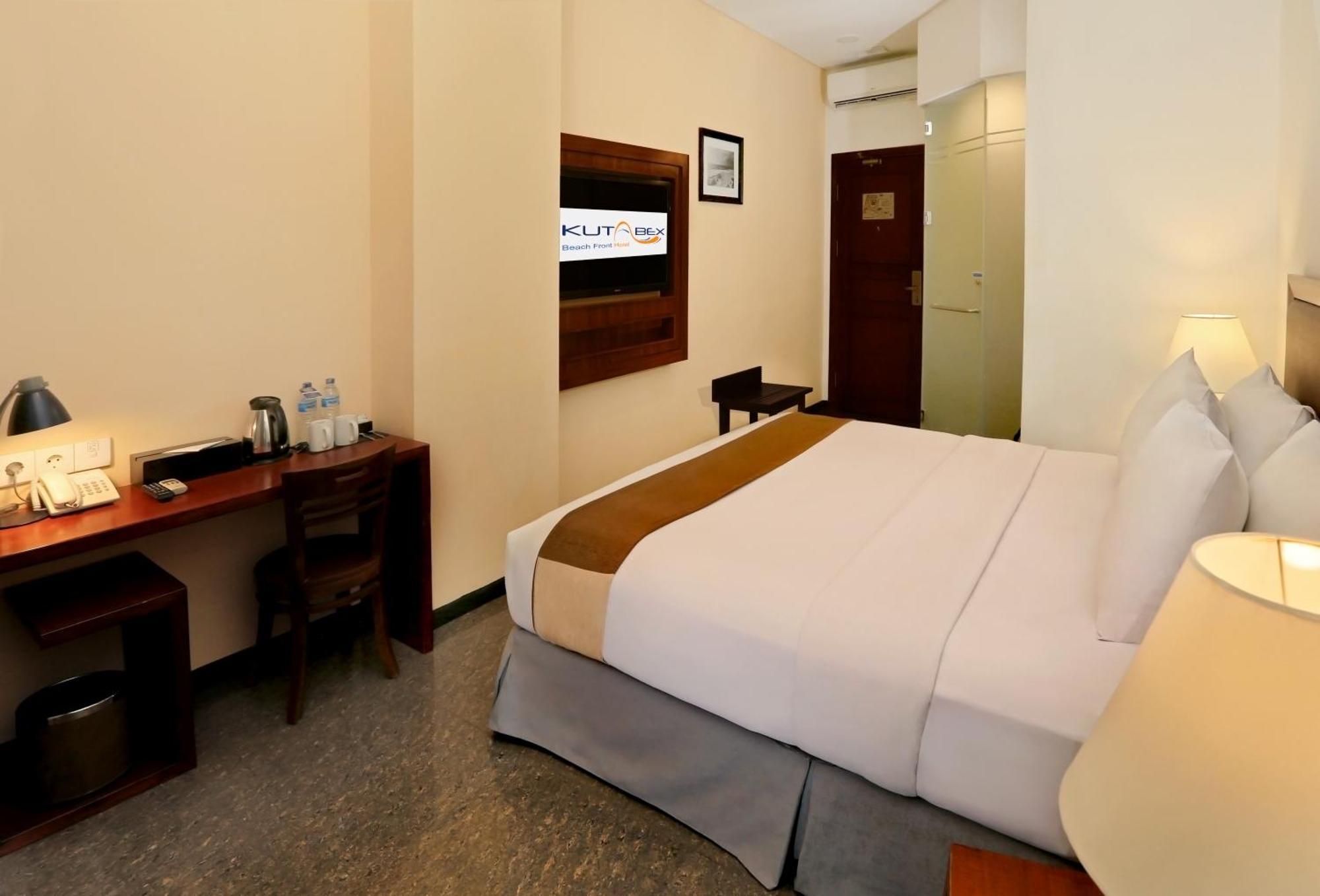 Kutabex Beachfront Hotel Kuta Lombok Dış mekan fotoğraf