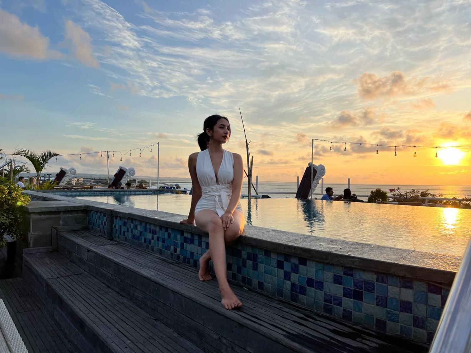 Kutabex Beachfront Hotel Kuta Lombok Dış mekan fotoğraf
