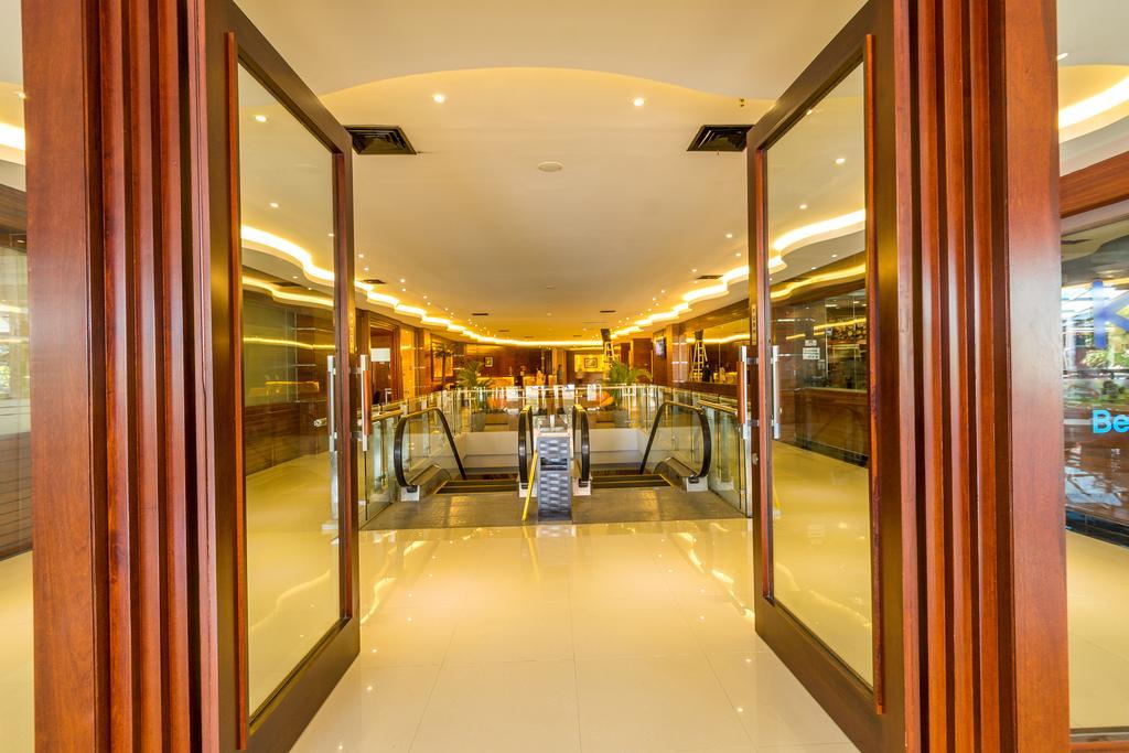Kutabex Beachfront Hotel Kuta Lombok Dış mekan fotoğraf