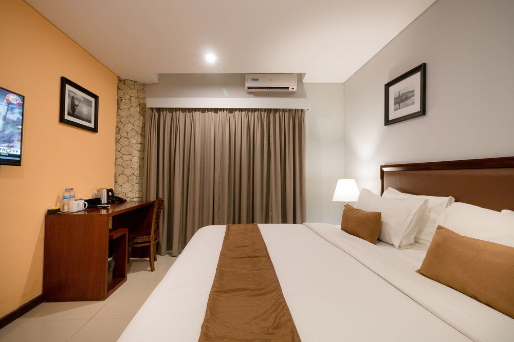 Kutabex Beachfront Hotel Kuta Lombok Dış mekan fotoğraf