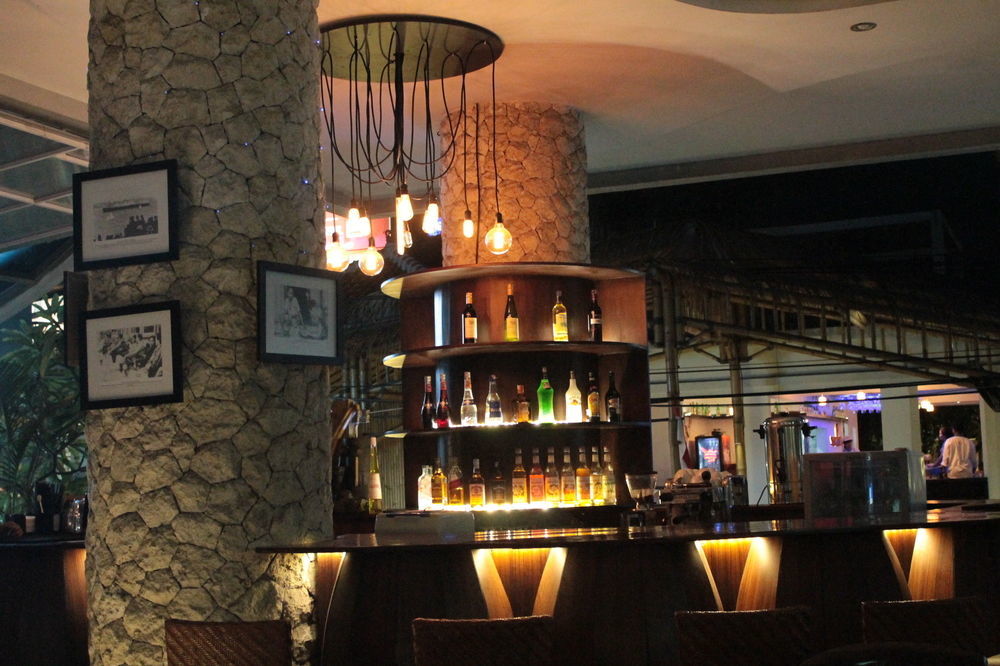 Kutabex Beachfront Hotel Kuta Lombok Dış mekan fotoğraf